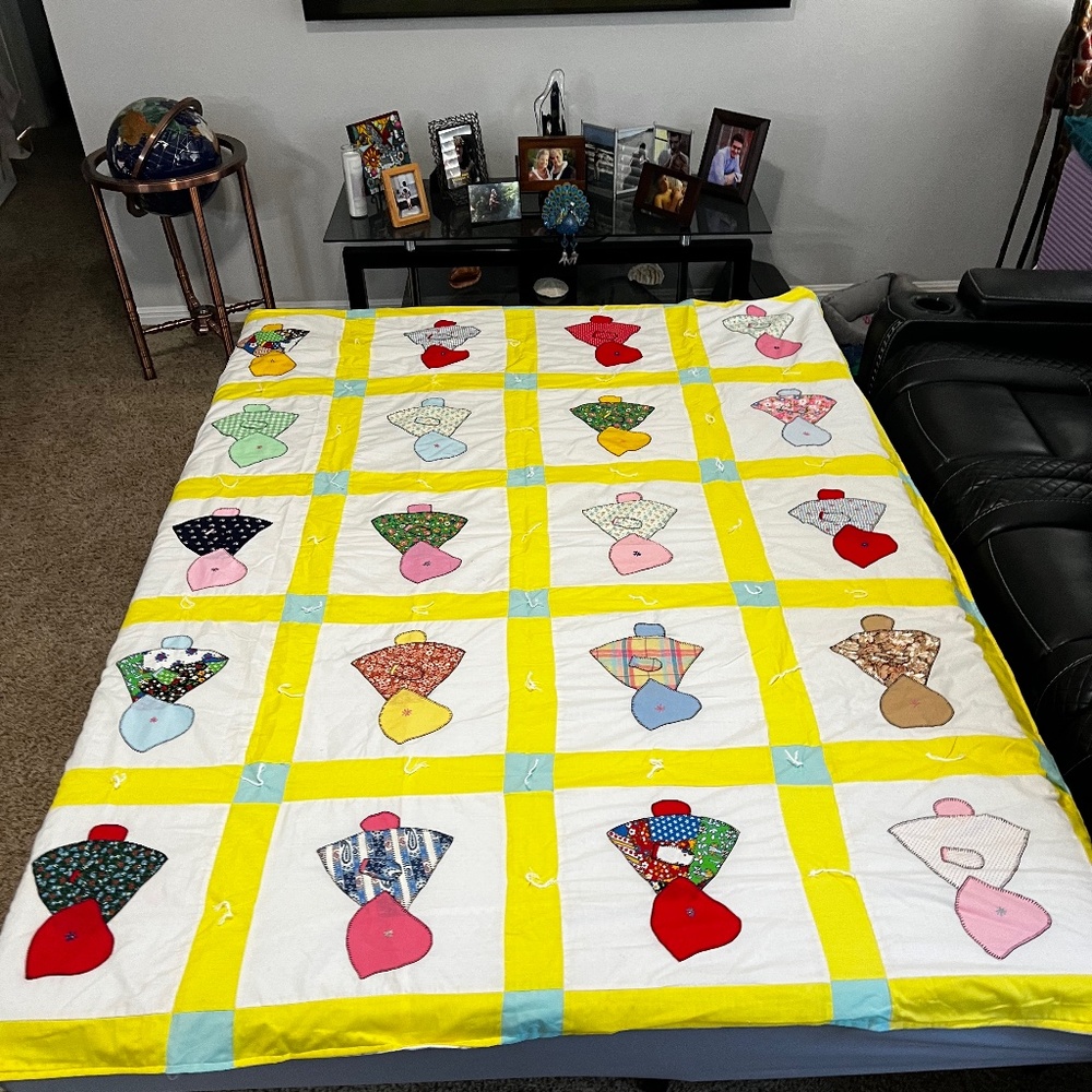 Vintage Dutch Baby/Sun Bonnet Sue Quilt